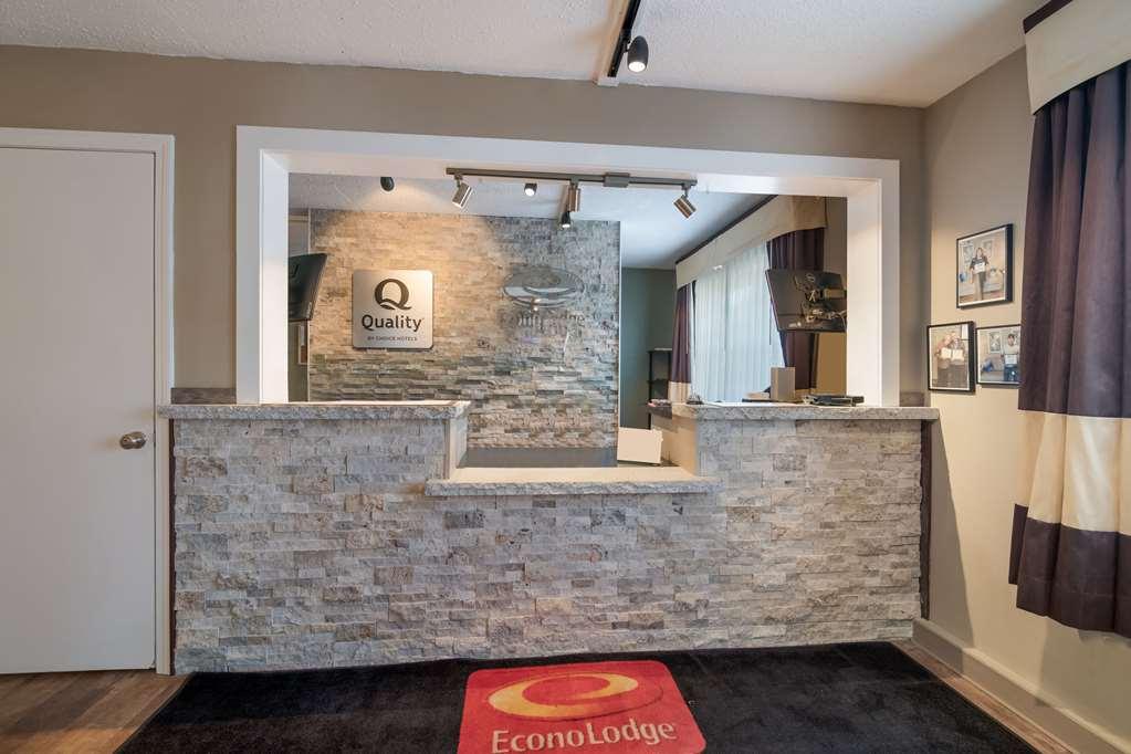 Econo Lodge Auburn Interior foto